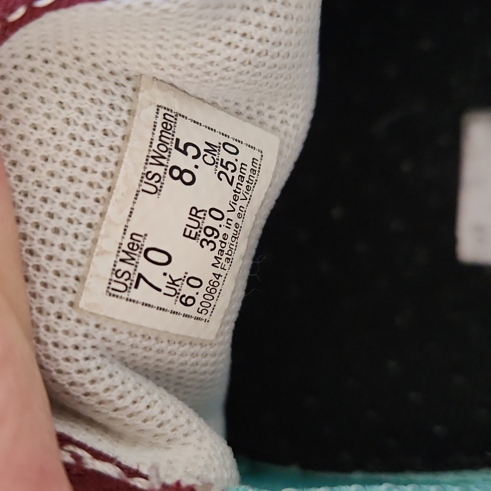 Vans $22 - Picture 4 of 8